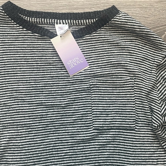 NWT Stars Above Women's Striped Perfectly Cozy Sweatshirt - XS - Picture 3 of 3